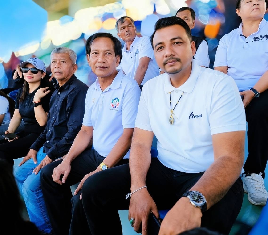 นายไตรรงค์ ชั่งสัจจา นายกองค์การบริหารส่วนตำบลตากเเดด พร้อมด้วยคณะผู้บริหาร พนักงาน ข้าราชการ เข้าร่วมพิธีปิดการแข่งขันกีฬาอบจ.คัพ เยาวชนและประชาชน จังหวัดชุมพร ประจำปี 2569 ณ สนามกีฬามหาวิทยาลัยการกีฬาเเห่งชาติ วิทยาเขตชุมพร